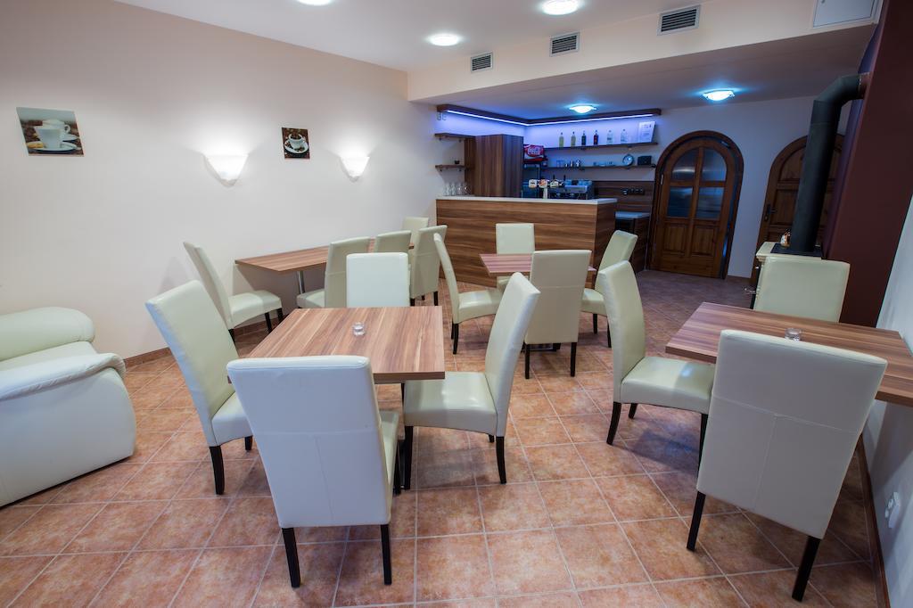 Penzion U Reky Vojkovice  Dış mekan fotoğraf
